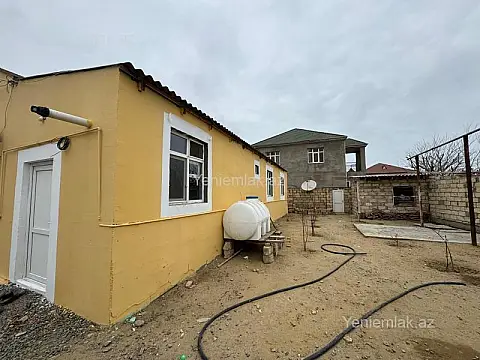 Satılır 4 otaqlı həyət evi 100 m²