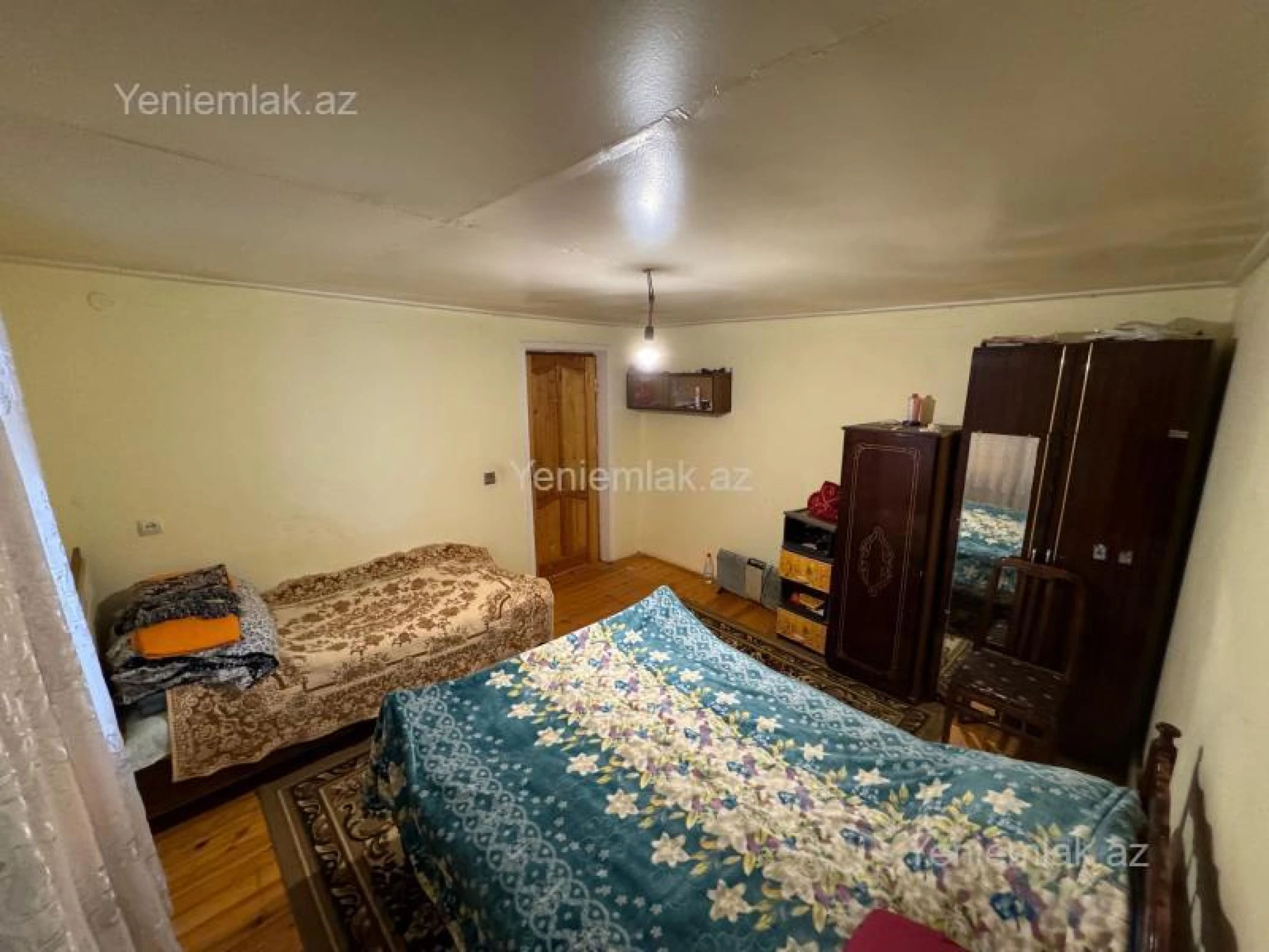 Satılır 4 otaqlı həyət evi 100 m²