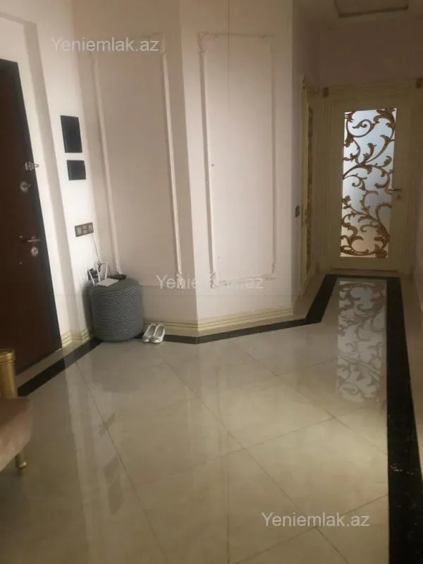 Satılır 3 otaqlı yeni tikili 141 m²