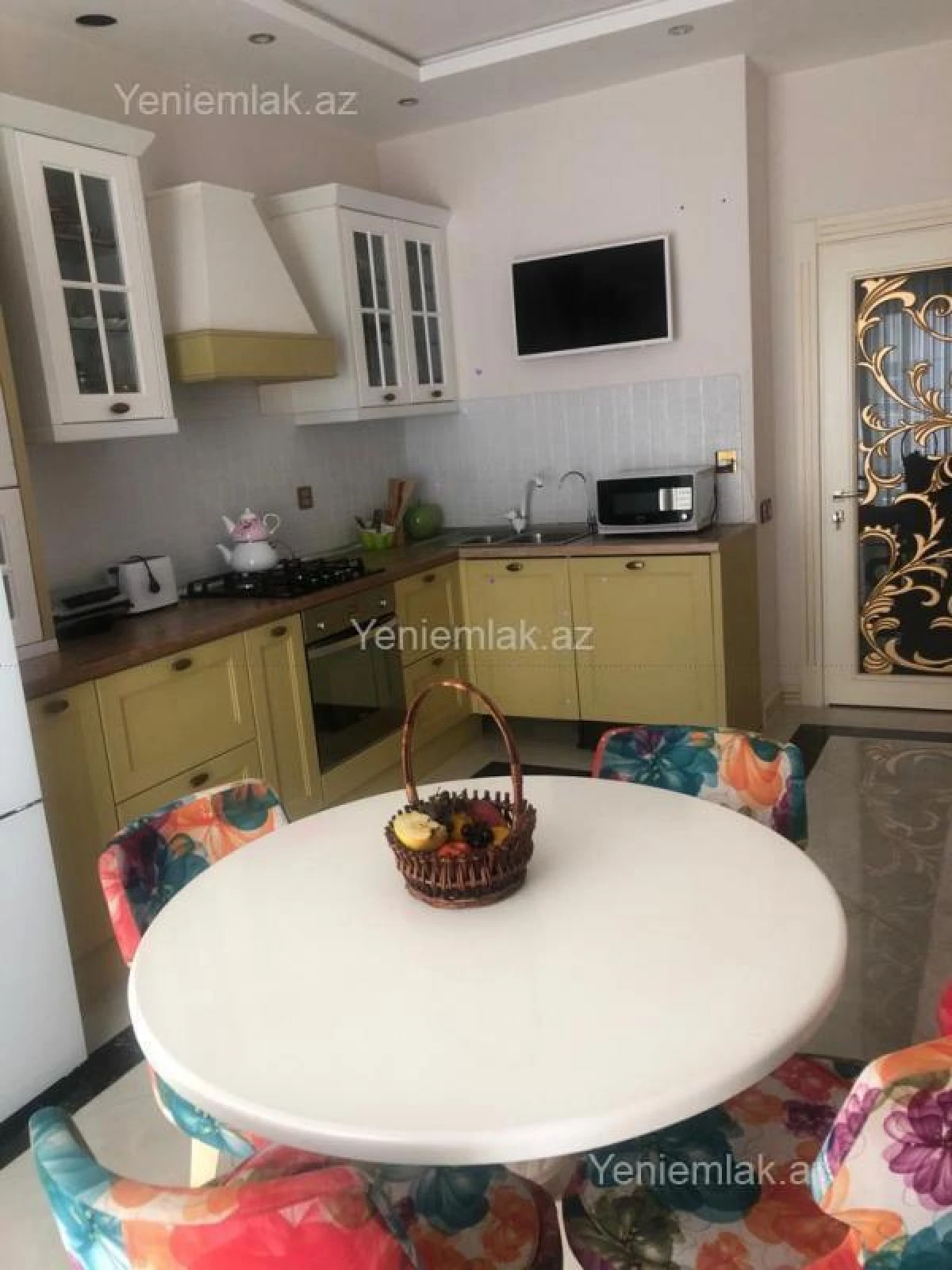 Satılır 3 otaqlı yeni tikili 141 m²