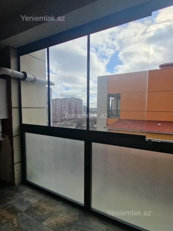 Satılır 3 otaqlı yeni tikili 107 m²