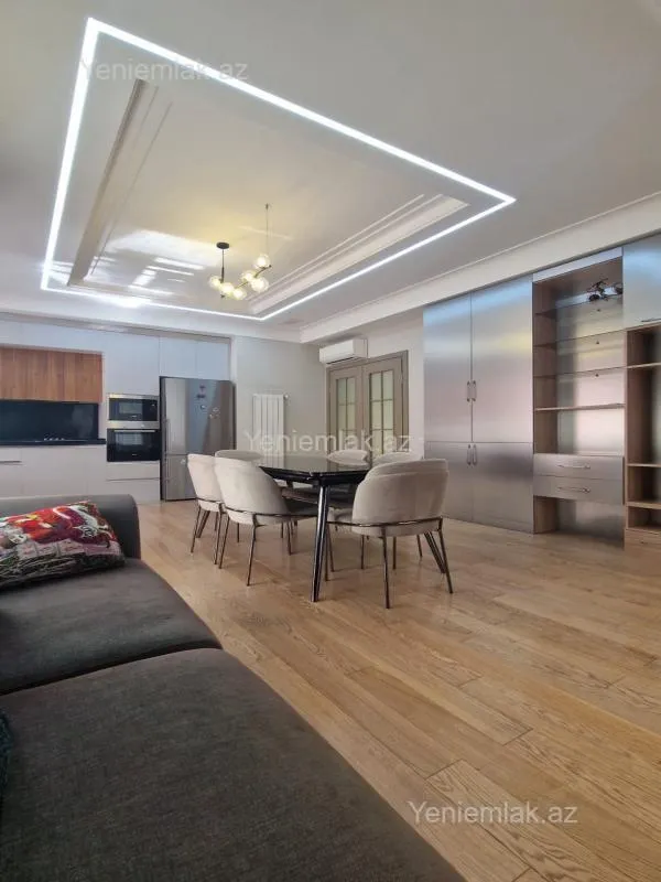 Satılır 3 otaqlı yeni tikili 107 m²