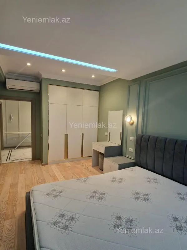 Satılır 3 otaqlı yeni tikili 107 m²