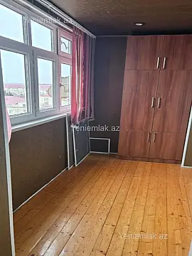 Satılır 3 otaqlı köhnə tikili 64 m²