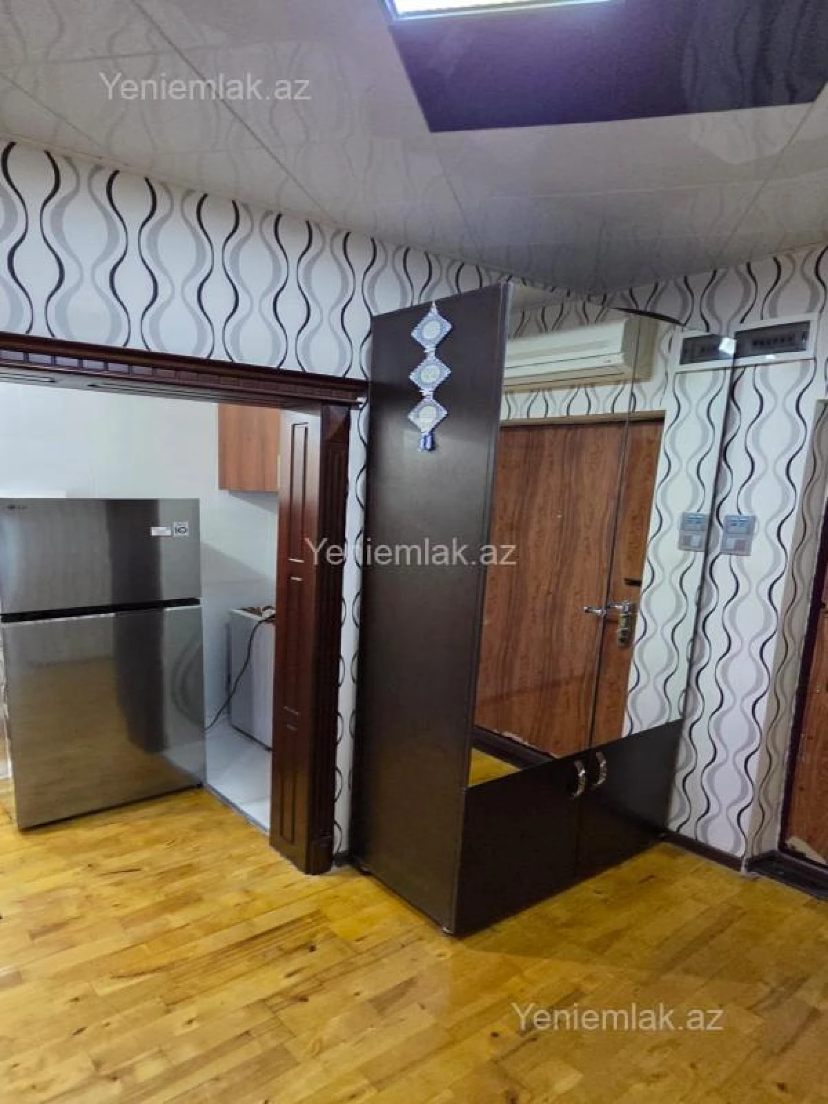 Satılır 3 otaqlı köhnə tikili 64 m²