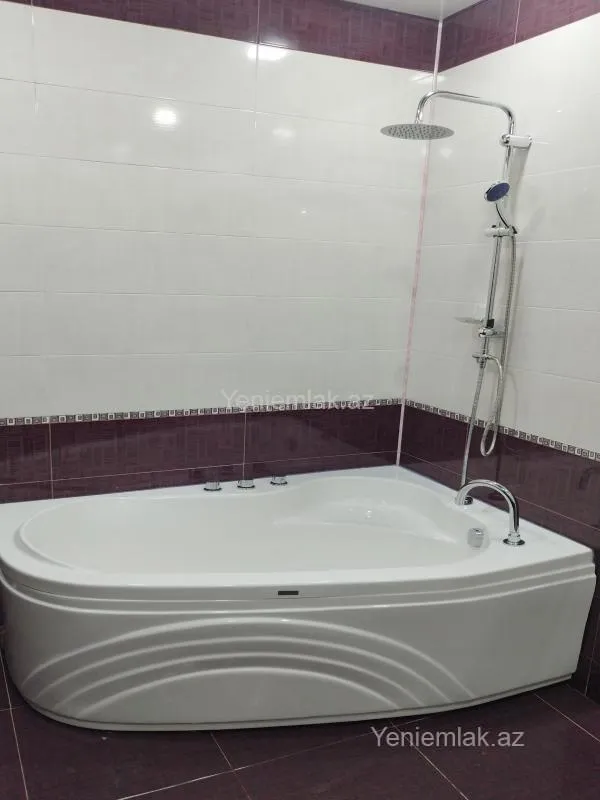 Satılır 3 otaqlı yeni tikili 124 m²