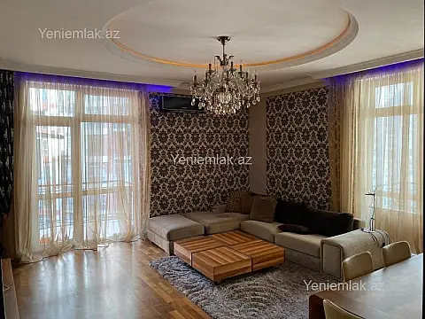 Satılır 3 otaqlı yeni tikili 130 m²
