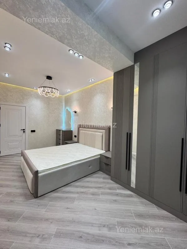 Satılır 3 otaqlı yeni tikili 107 m²