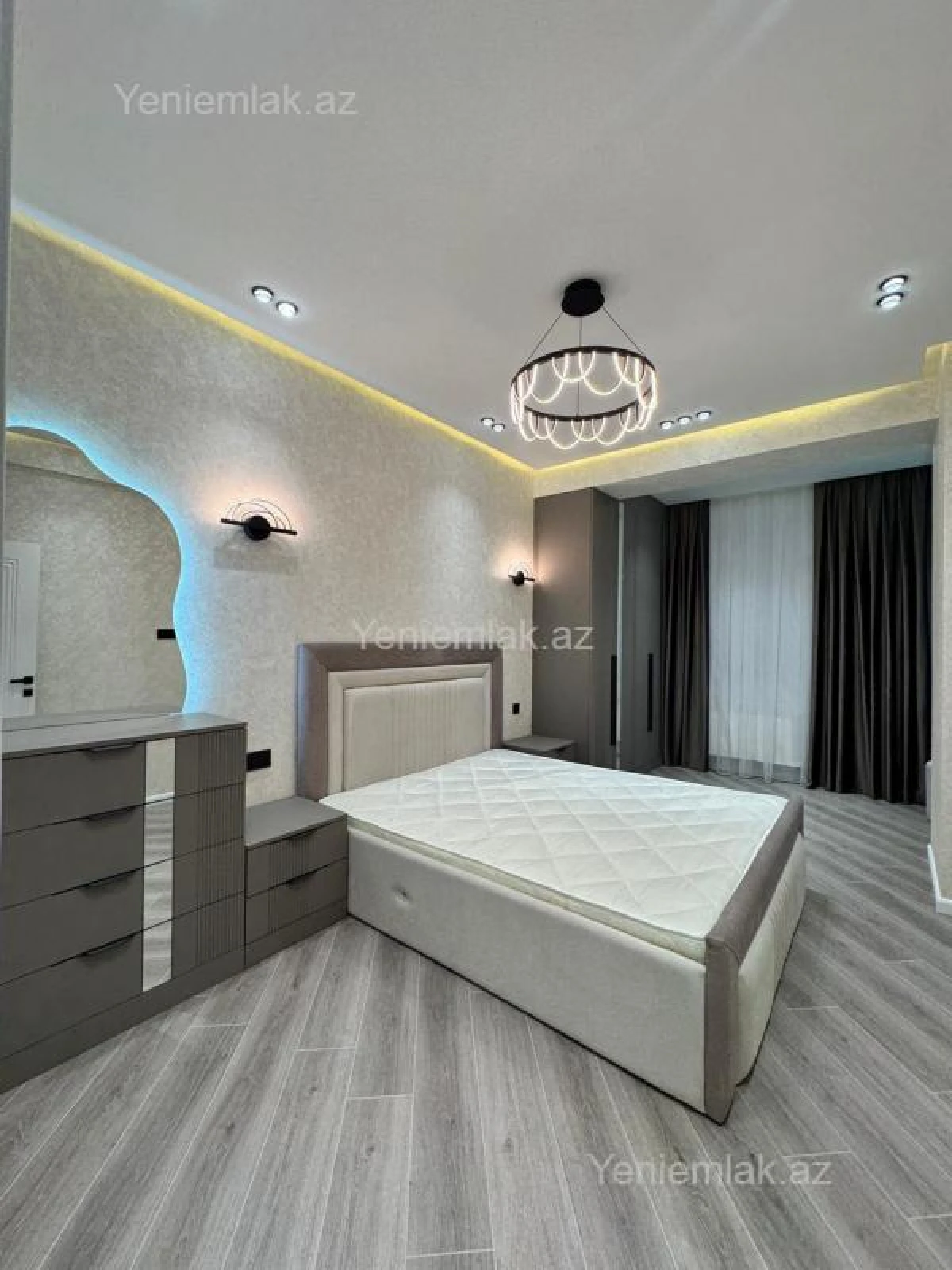 Satılır 3 otaqlı yeni tikili 107 m²