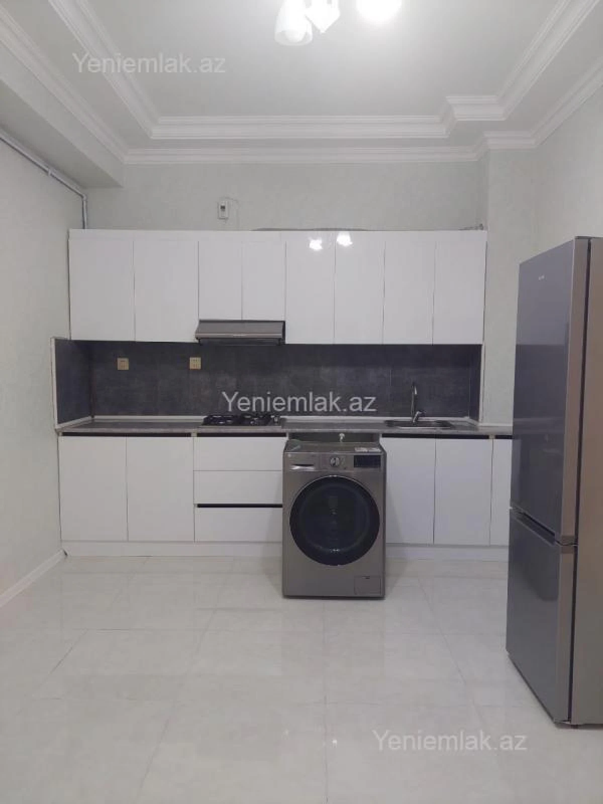 Satılır 2 otaqlı yeni tikili 72 m²