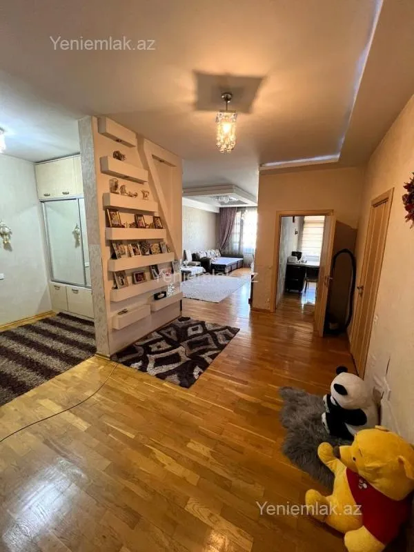 Satılır 2 otaqlı yeni tikili 108 m²