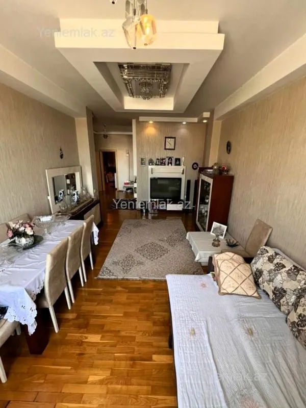 Satılır 2 otaqlı yeni tikili 108 m²