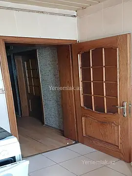 Satılır 2 otaqlı köhnə tikili 65 m²