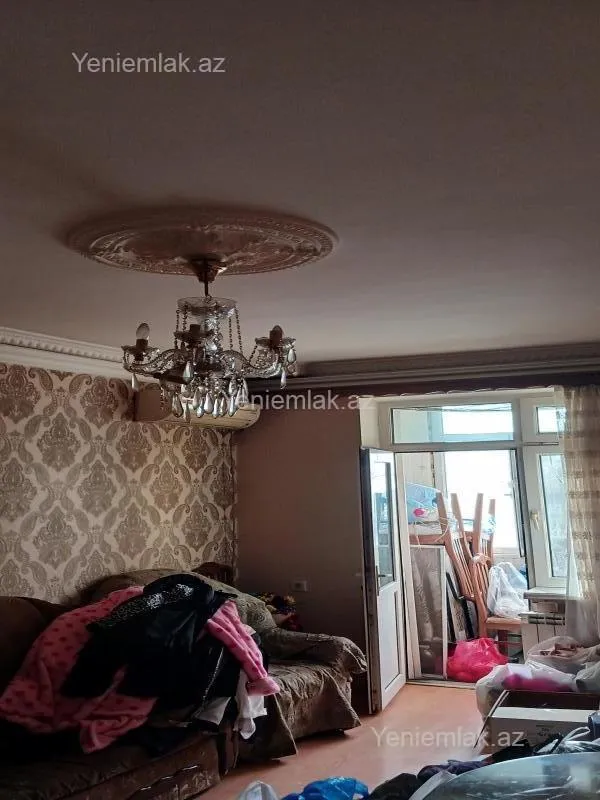 Satılır 2 otaqlı köhnə tikili 65 m²