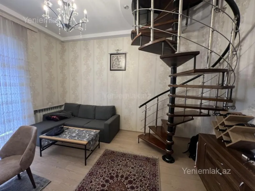 Satılır 2 otaqlı köhnə tikili 58 m²