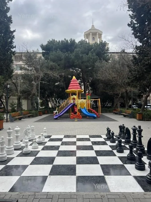 Satılır 2 otaqlı köhnə tikili 58 m²