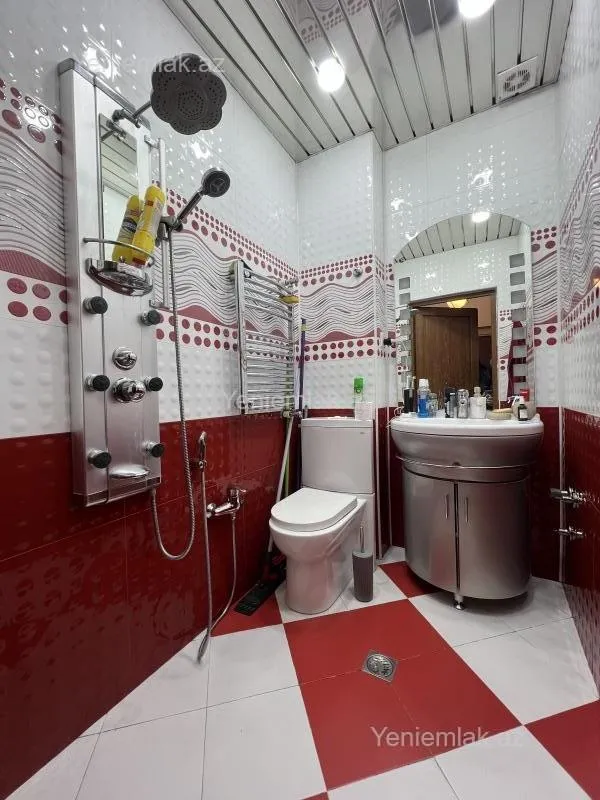 Satılır 2 otaqlı köhnə tikili 58 m²