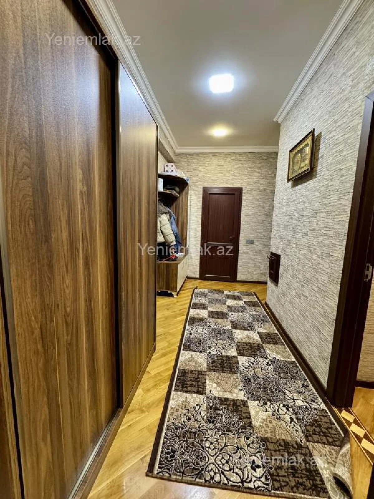 Satılır 2 otaqlı yeni tikili 76 m²