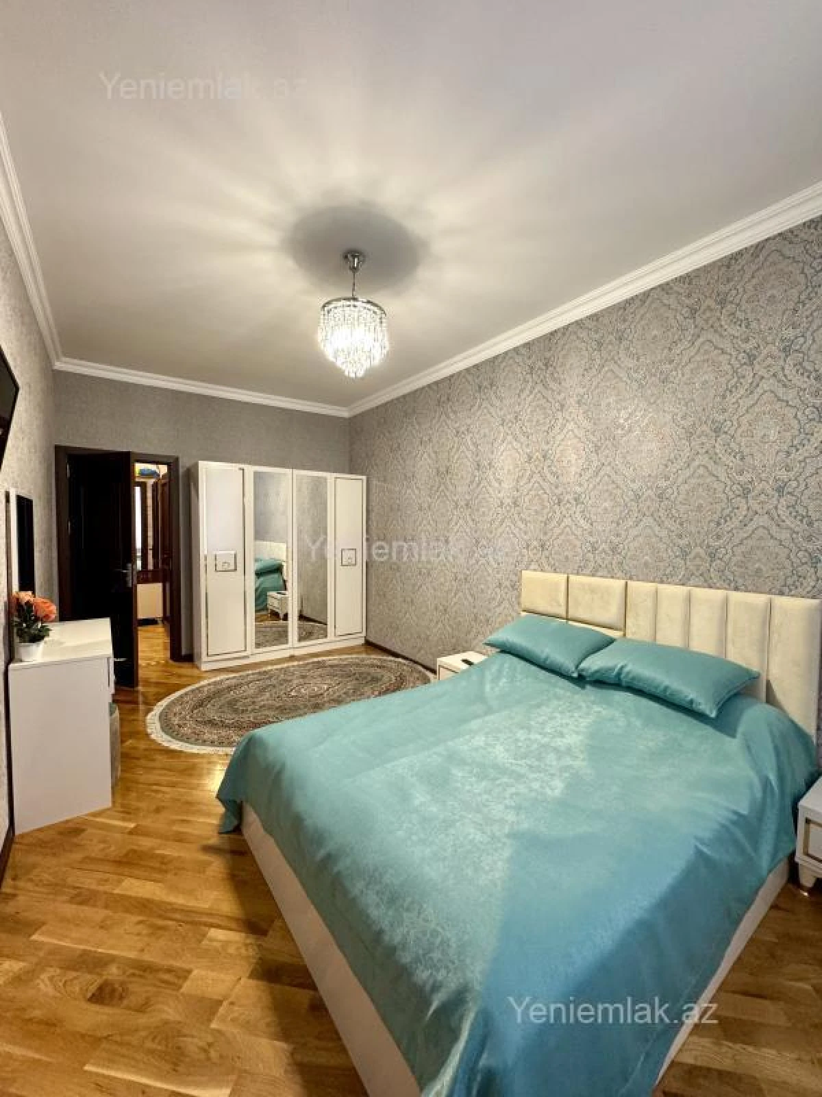 Satılır 2 otaqlı yeni tikili 76 m²