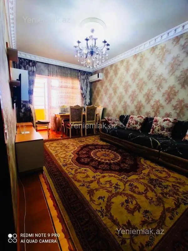 Satılır 3 otaqlı köhnə tikili 80 m²