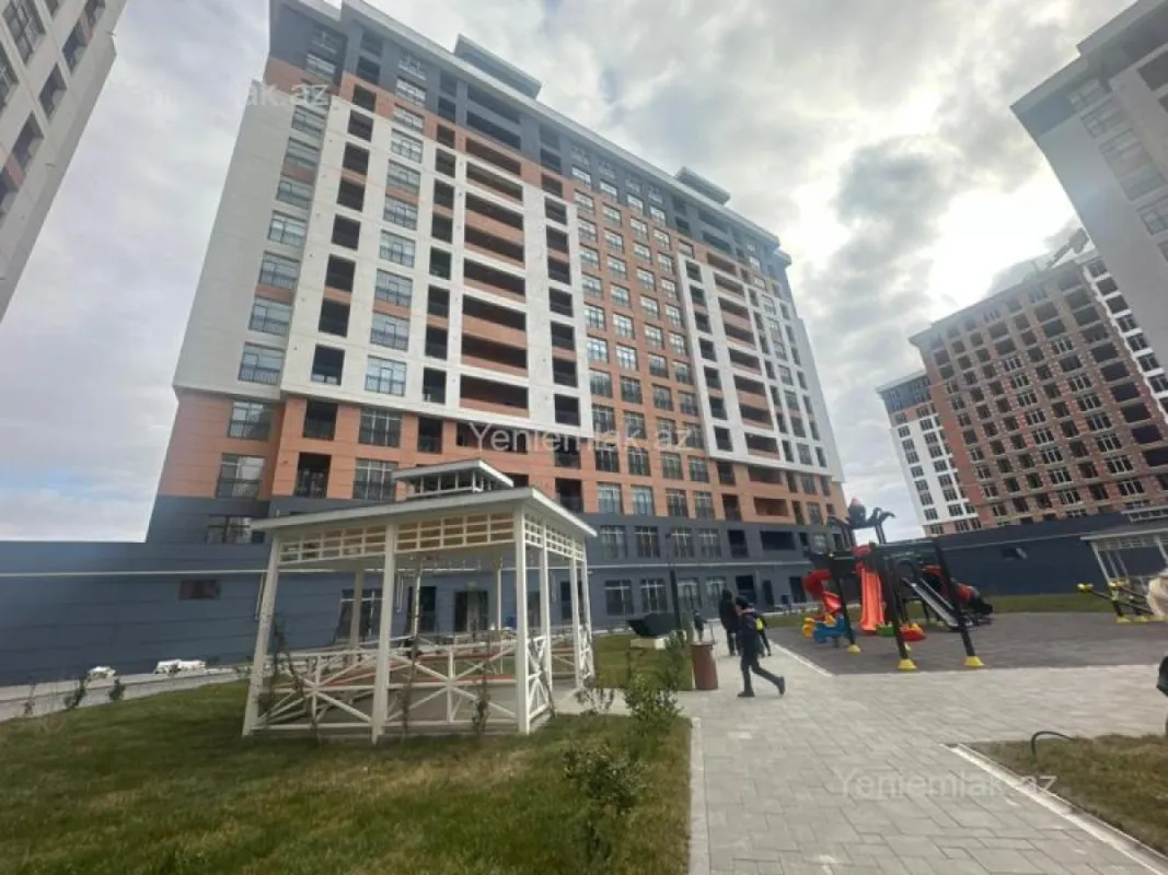 Satılır 2 otaqlı yeni tikili 64 m²