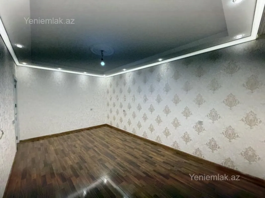 Satılır 3 otaqlı köhnə tikili 72 m²