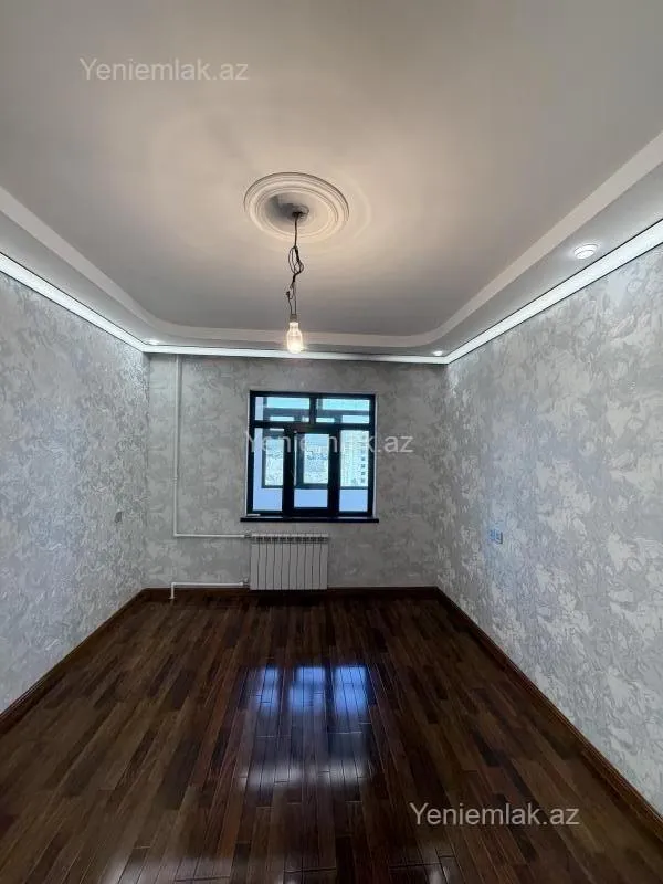 Satılır 3 otaqlı köhnə tikili 72 m²