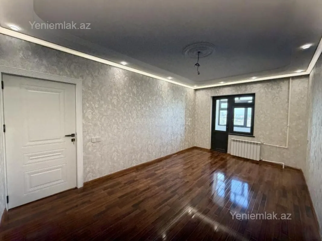 Satılır 3 otaqlı köhnə tikili 72 m²