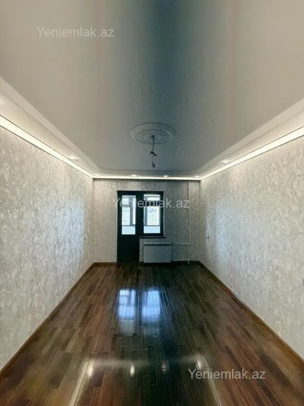 Satılır 3 otaqlı köhnə tikili 72 m²