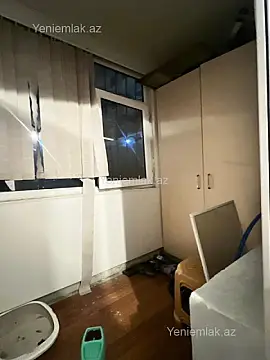 Satılır 3 otaqlı köhnə tikili 82 m²