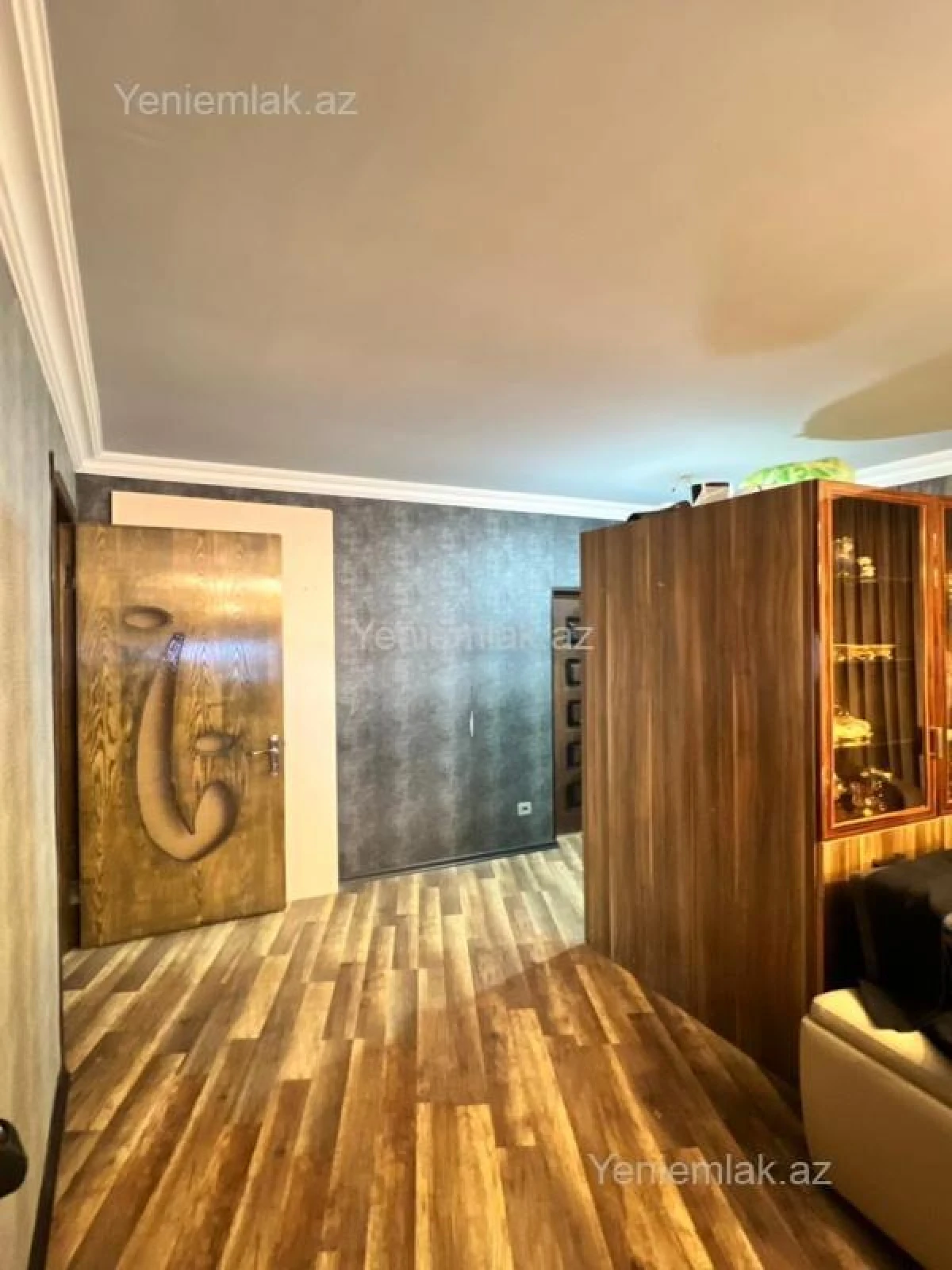 Satılır 3 otaqlı köhnə tikili 82 m²