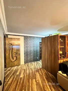 Satılır 3 otaqlı köhnə tikili 82 m²