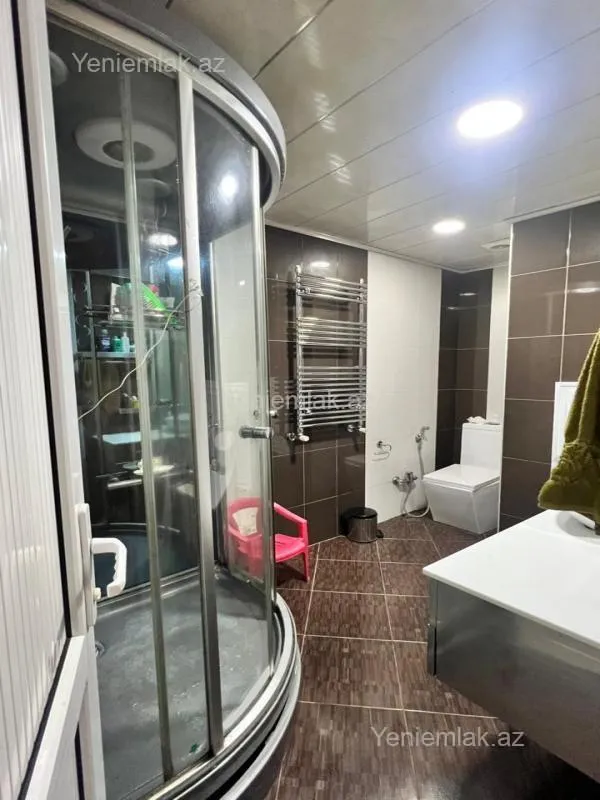 Satılır 3 otaqlı köhnə tikili 82 m²