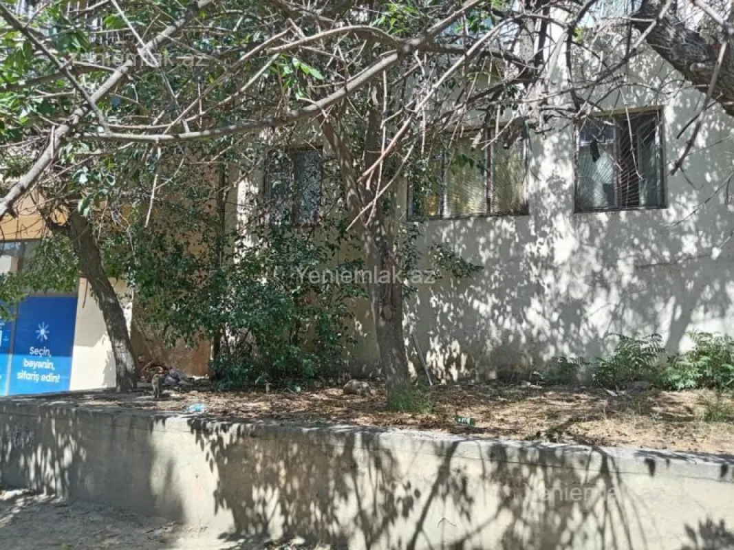 Satılır 2 otaqlı köhnə tikili 60 m²