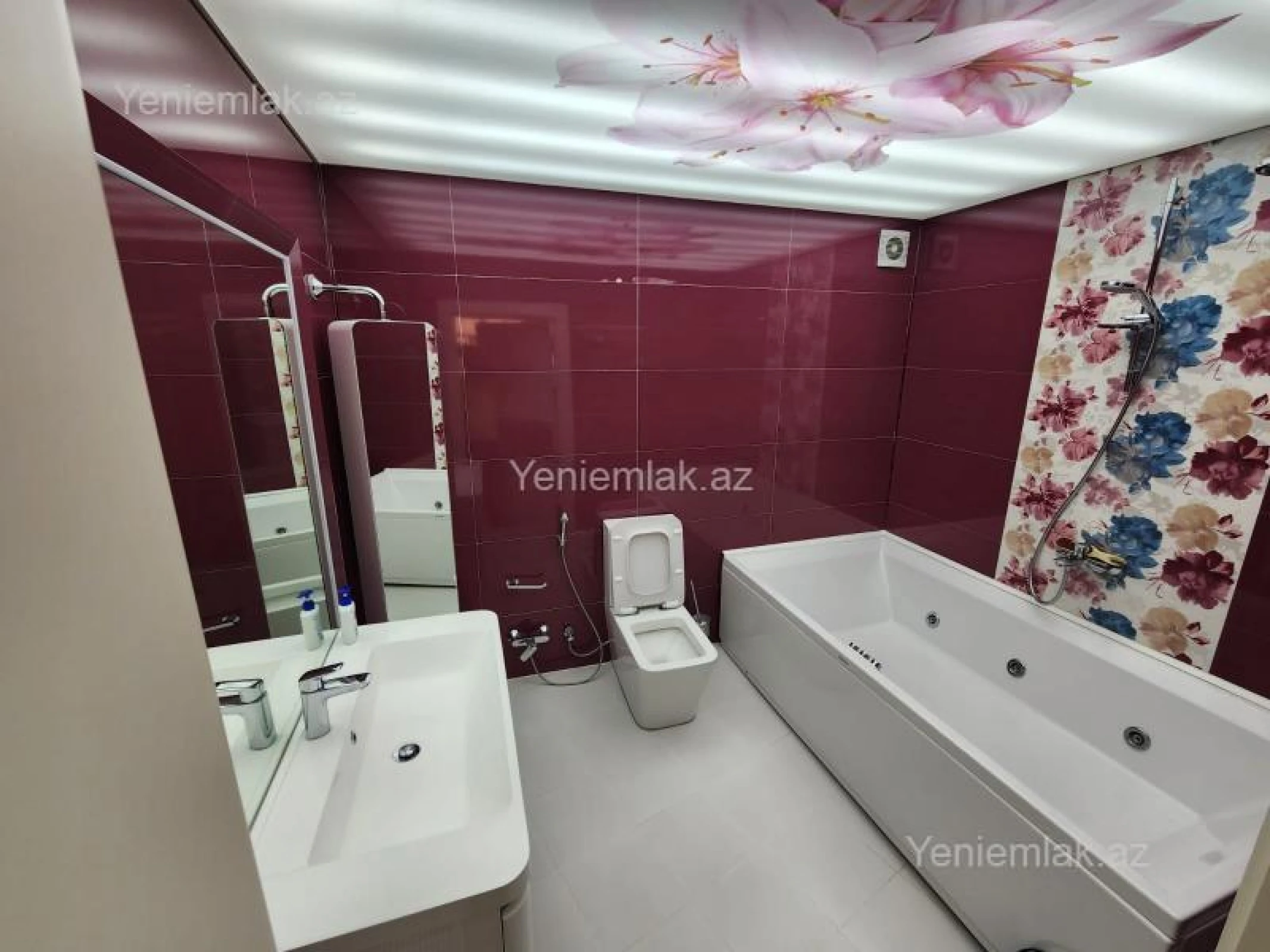 Satılır 5 otaqlı yeni tikili 230 m²