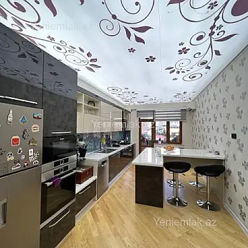 Satılır 5 otaqlı yeni tikili 230 m²