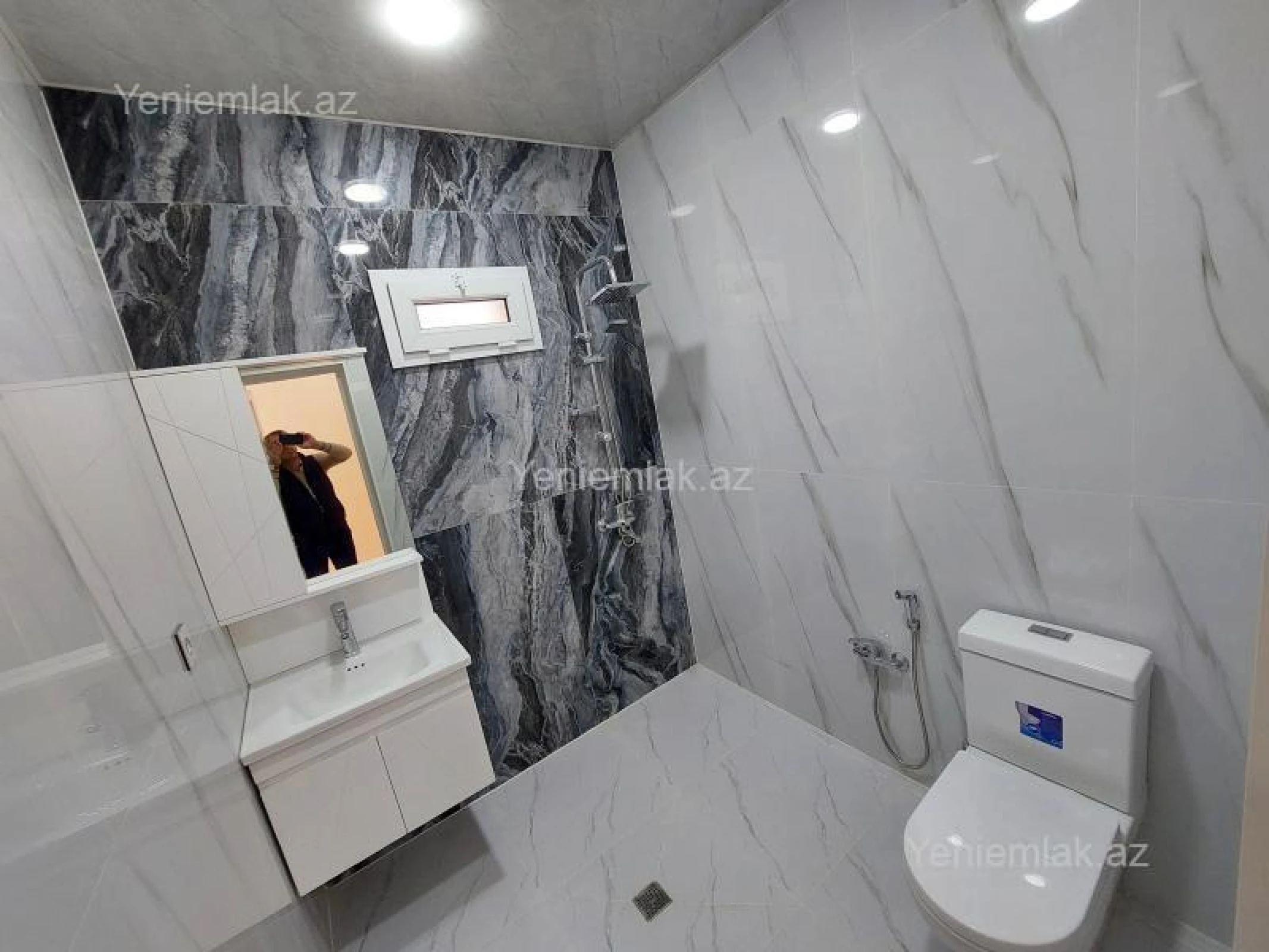 Satılır 3 otaqlı həyət evi 105 m²