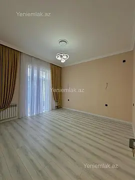 Satılır 4 otaqlı həyət evi 180 m²