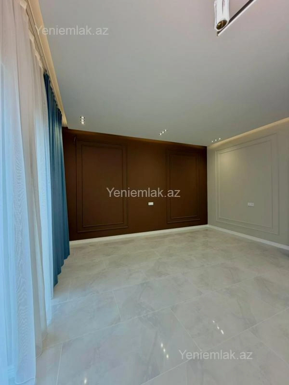 Satılır 4 otaqlı həyət evi 140 m²