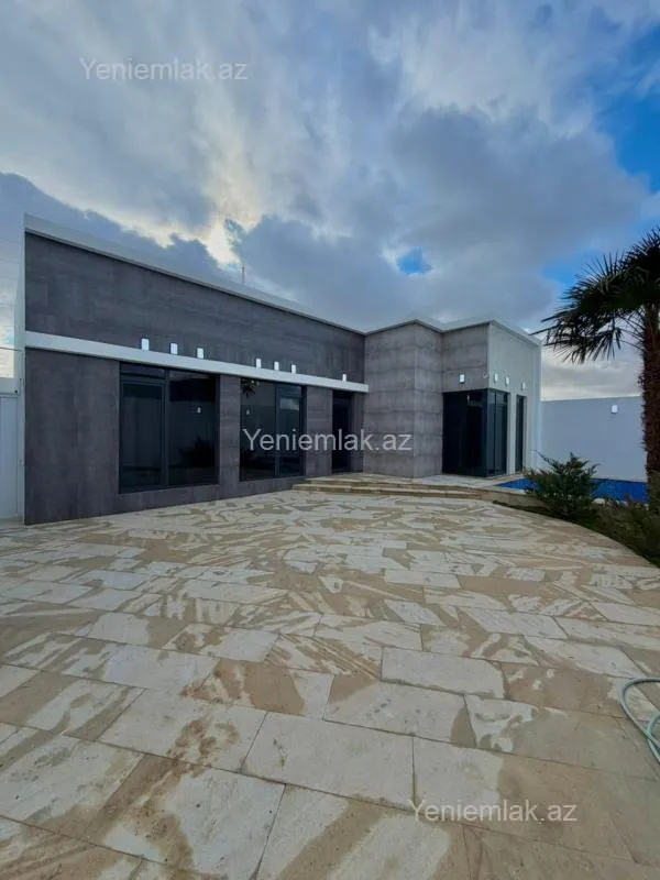 Satılır 4 otaqlı həyət evi 140 m²