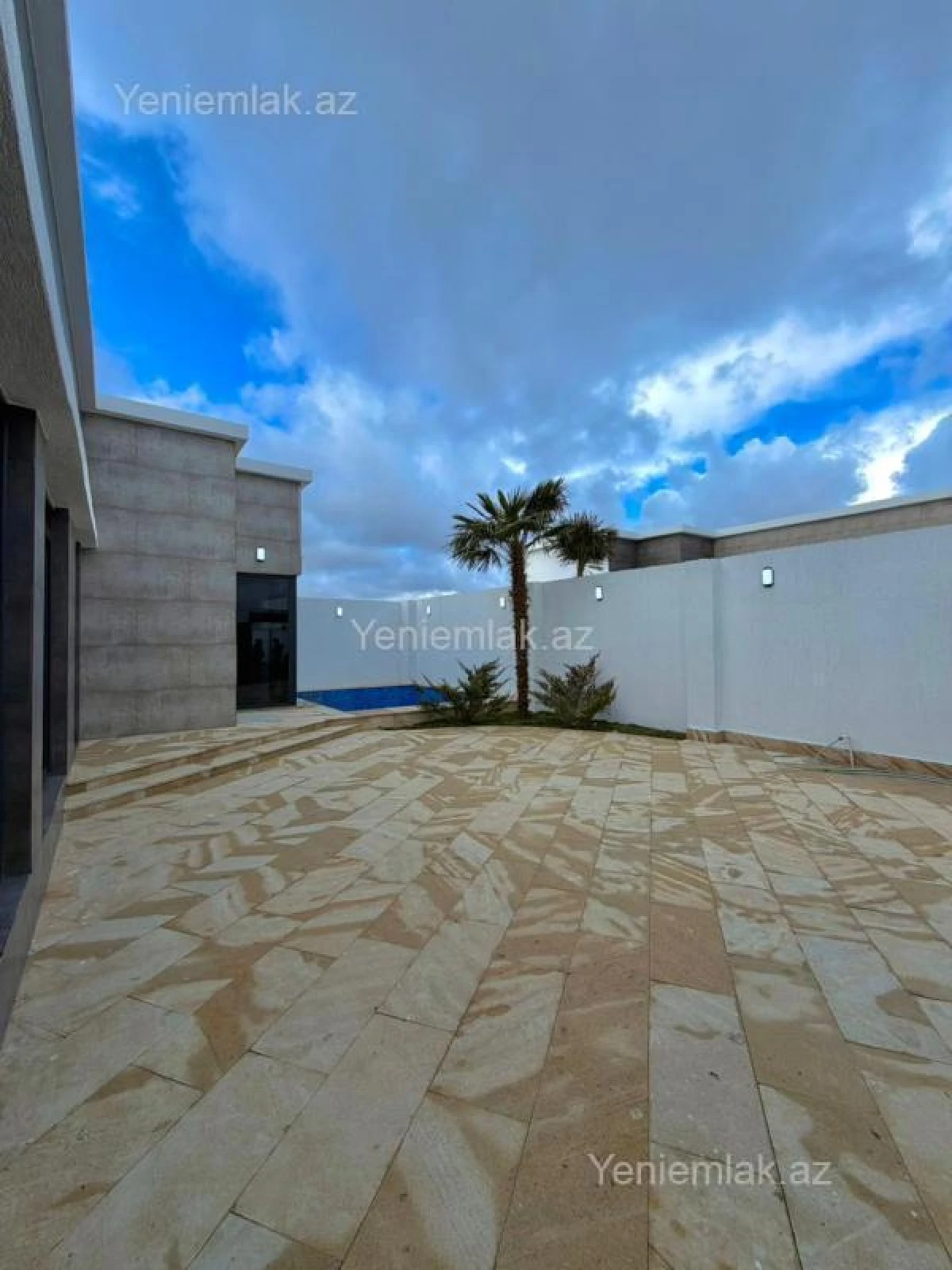 Satılır 4 otaqlı həyət evi 140 m²