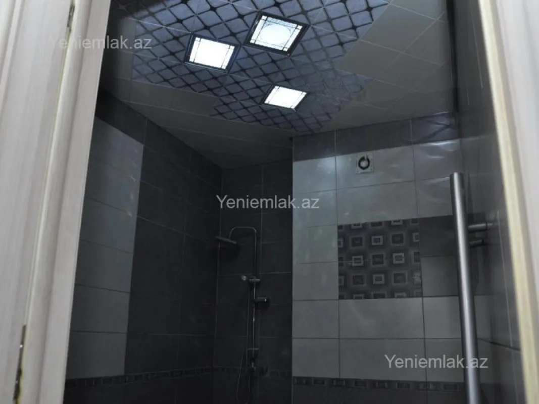 Satılır 4 otaqlı yeni tikili 192 m²