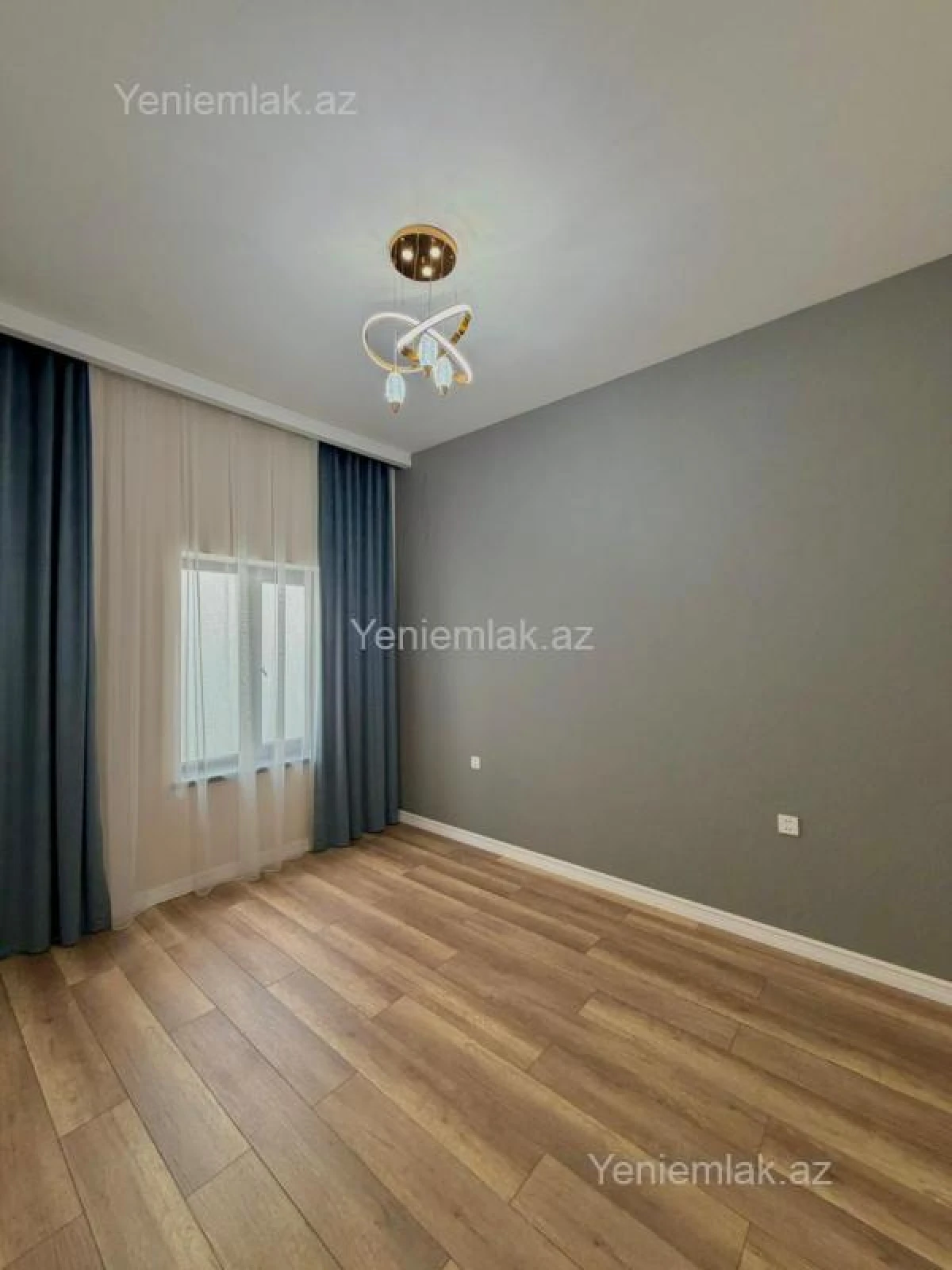 Satılır 4 otaqlı həyət evi 150 m²