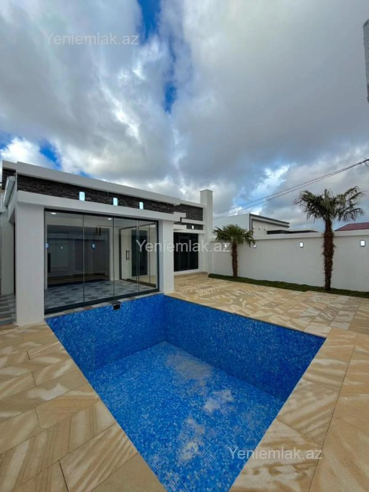 Satılır 4 otaqlı həyət evi 150 m²