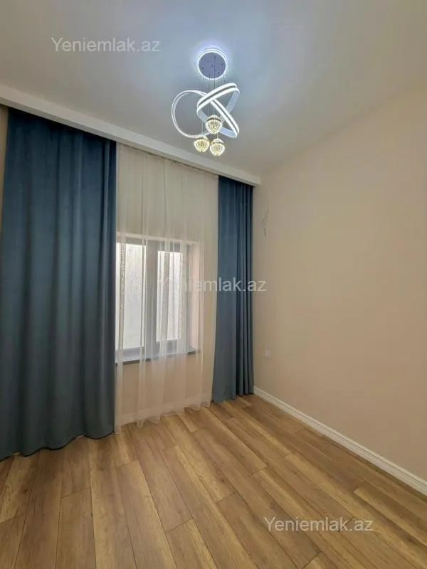 Satılır 4 otaqlı həyət evi 150 m²