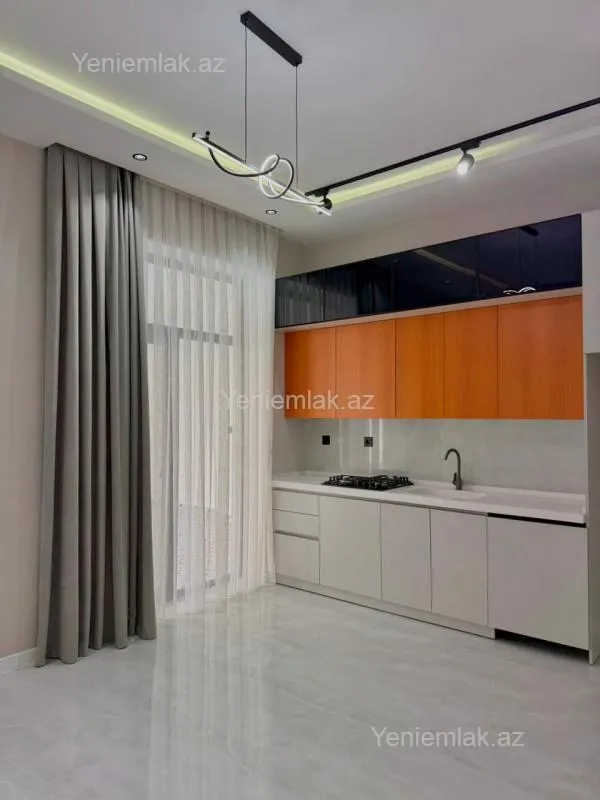 Satılır 4 otaqlı həyət evi 170 m²