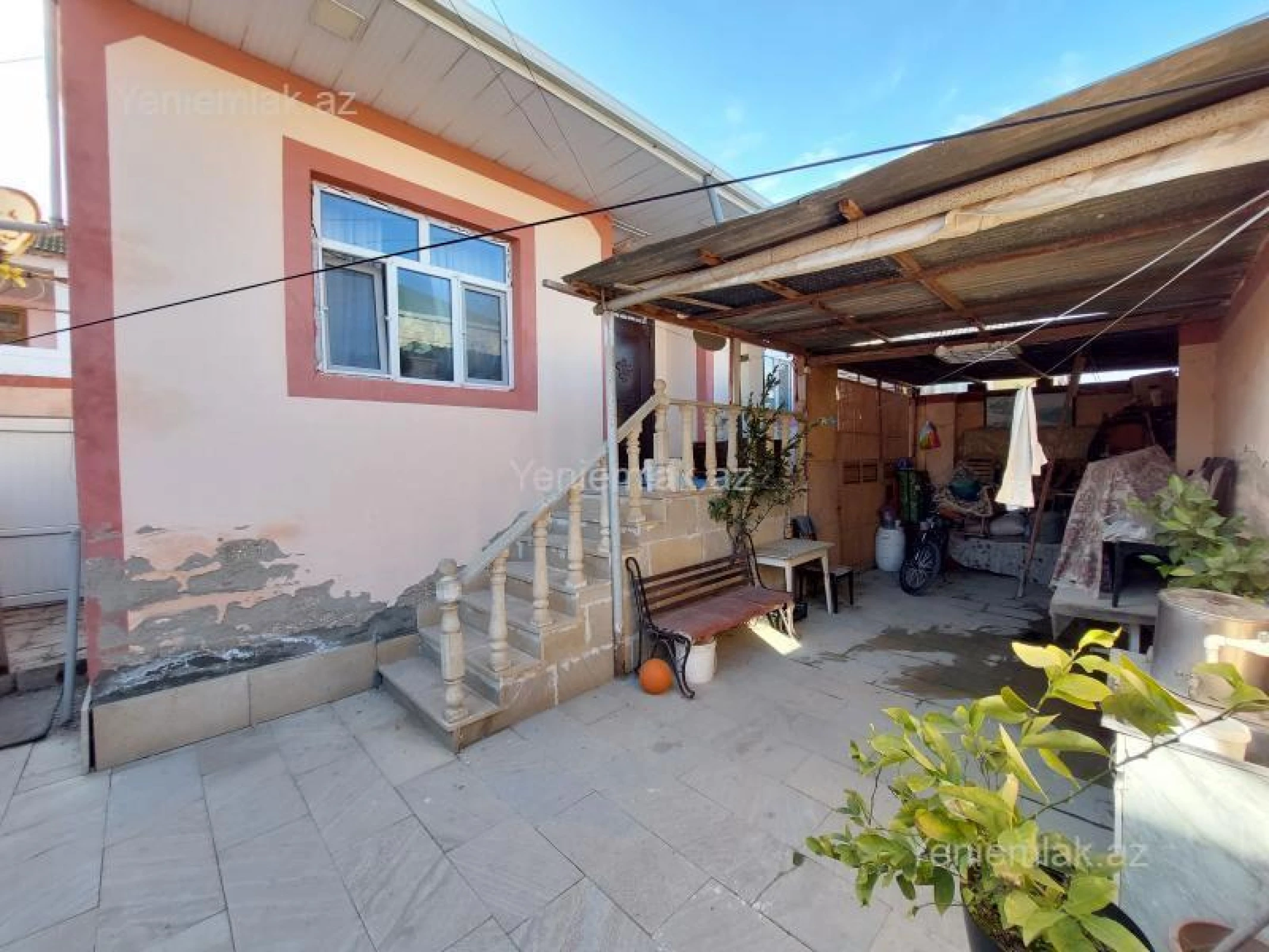 Satılır 3 otaqlı həyət evi 100 m²