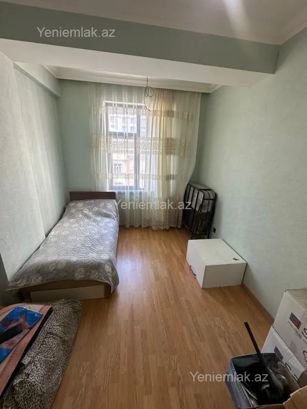 Satılır 3 otaqlı yeni tikili 95 m²