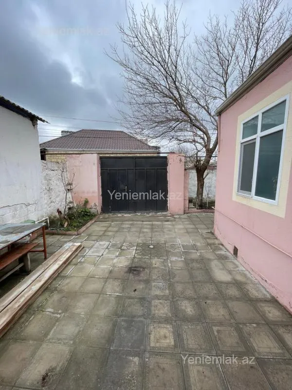 Satılır 4 otaqlı həyət evi 125 m²