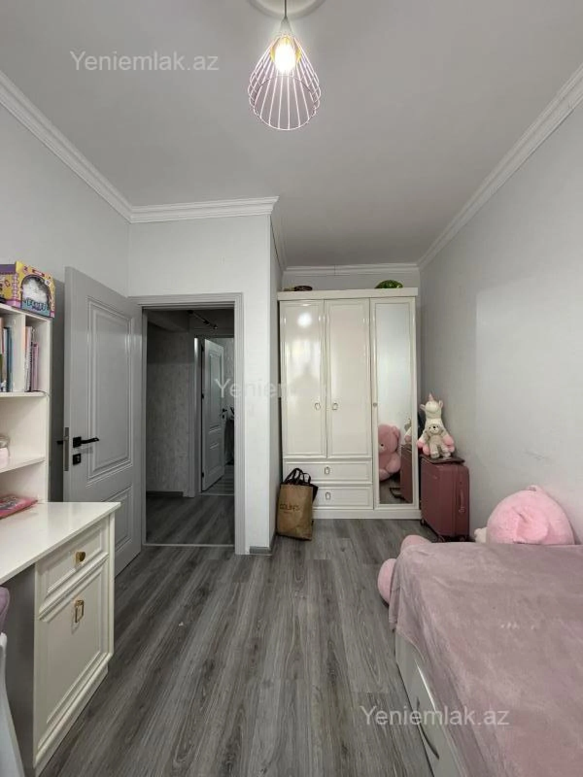 Satılır 4 otaqlı köhnə tikili 95 m²
